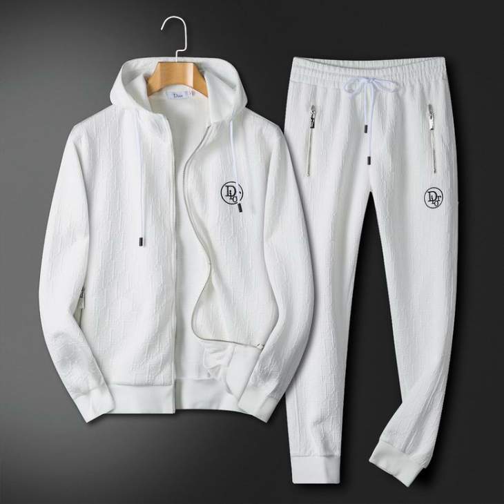 Picture of Dior Sweater Suits _SKUDiorM-4XL24cn20338579
